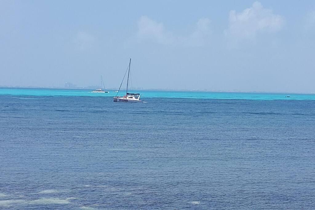 Marysol Great Views Beachfront Next To Nomads D3 Isla Mujeres Exterior photo